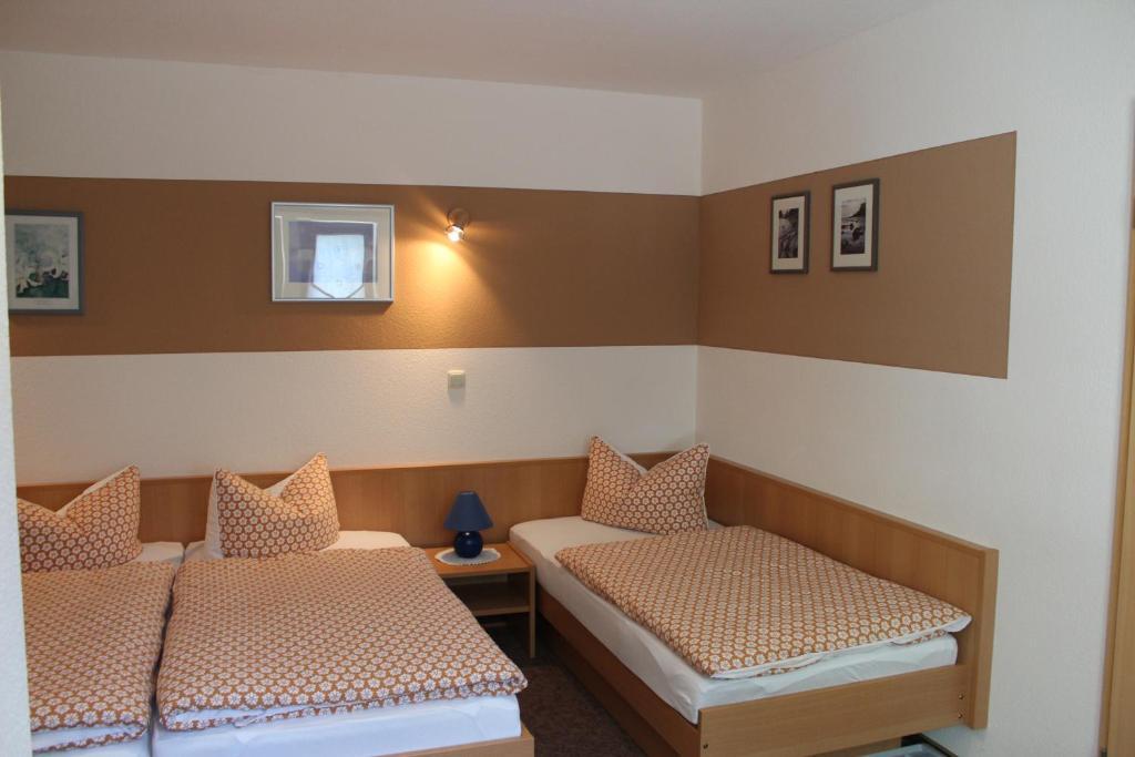 Pension Garni Zum Felsenkeller Nordhausen Exterior foto