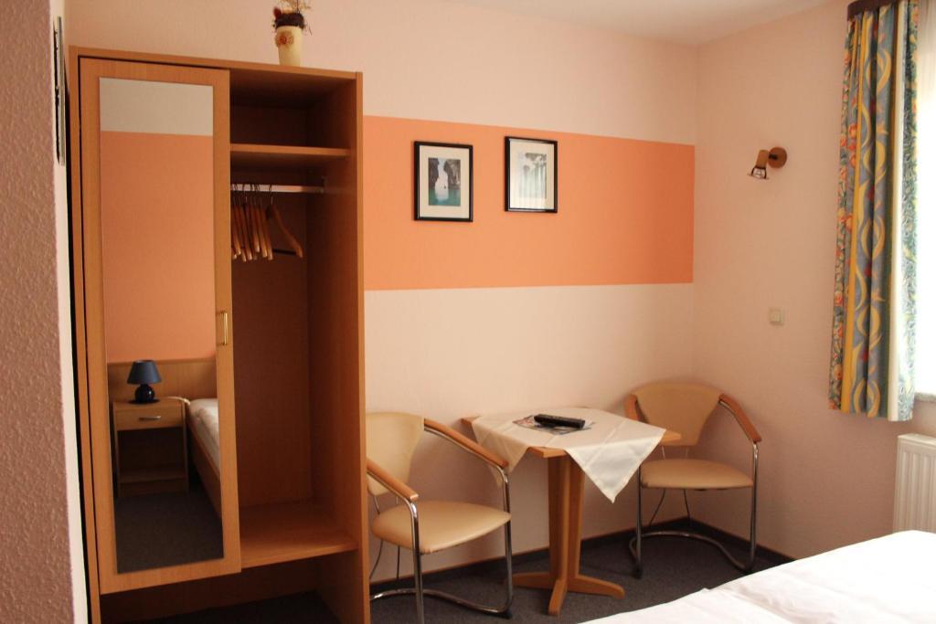 Pension Garni Zum Felsenkeller Nordhausen Quarto foto
